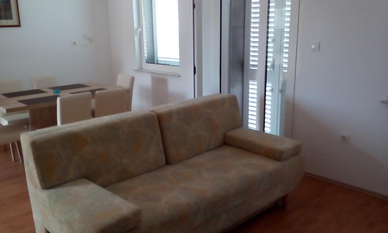 Apartment Andrea *